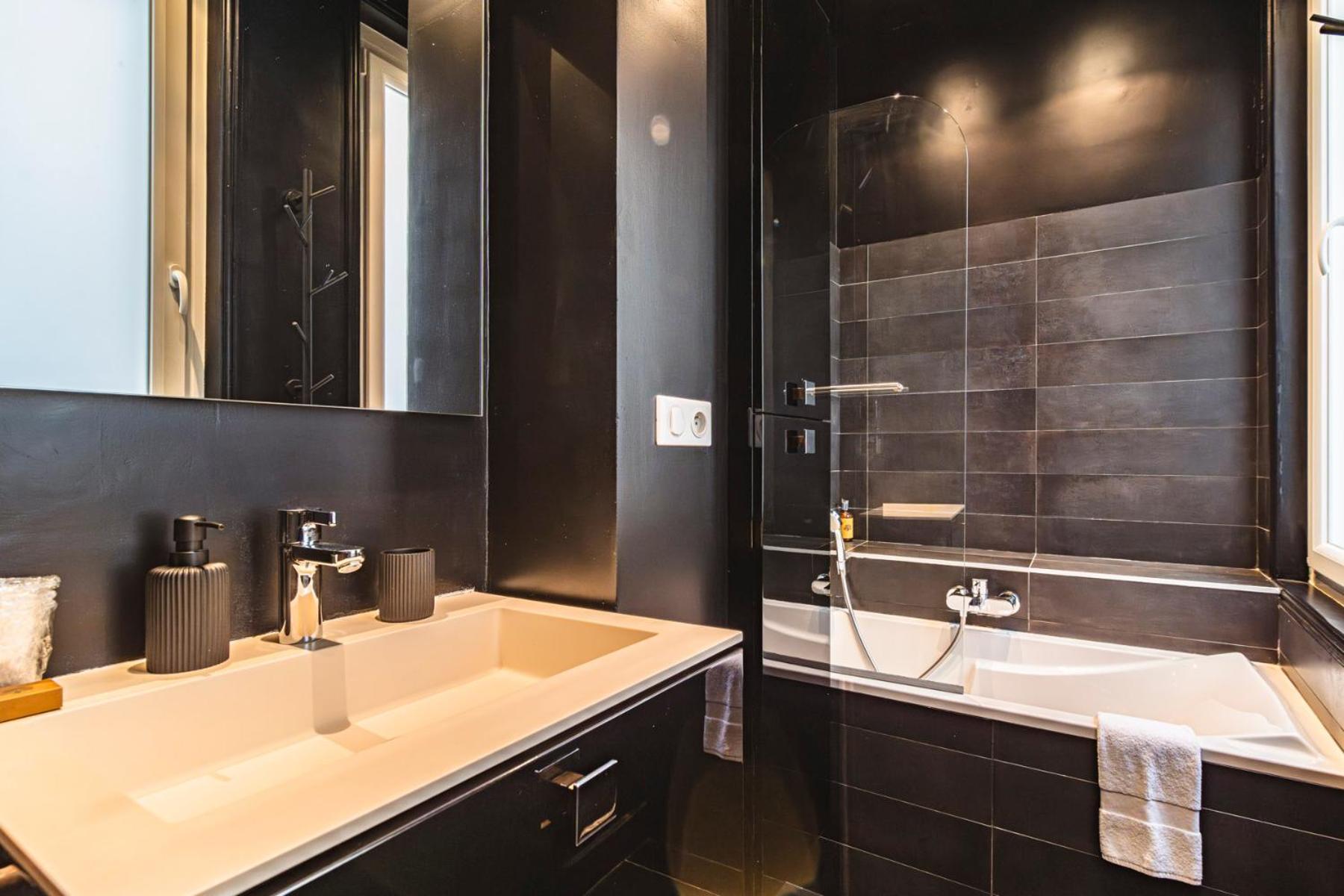 Ferienwohnung L'Elegance Vue Parc Reims Exterior foto