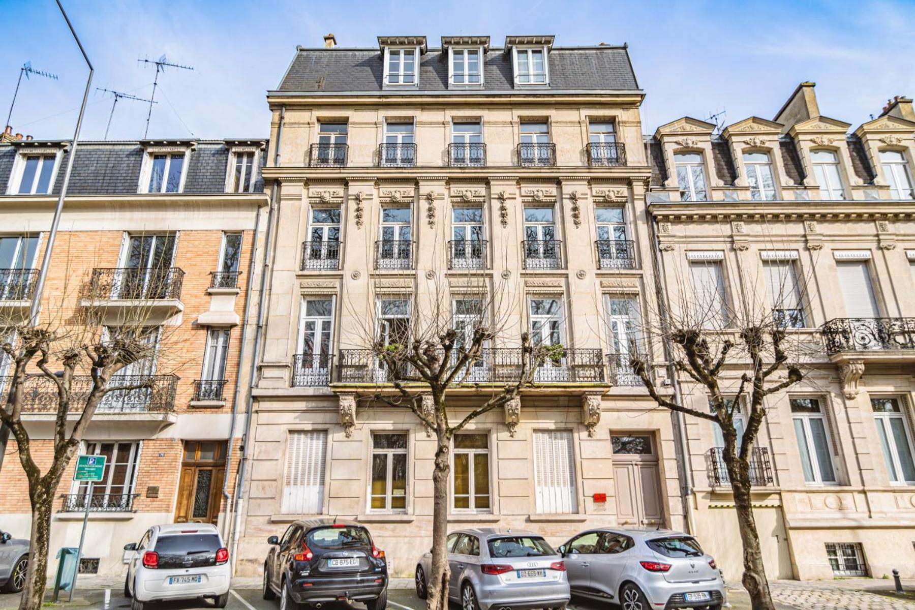 Ferienwohnung L'Elegance Vue Parc Reims Exterior foto